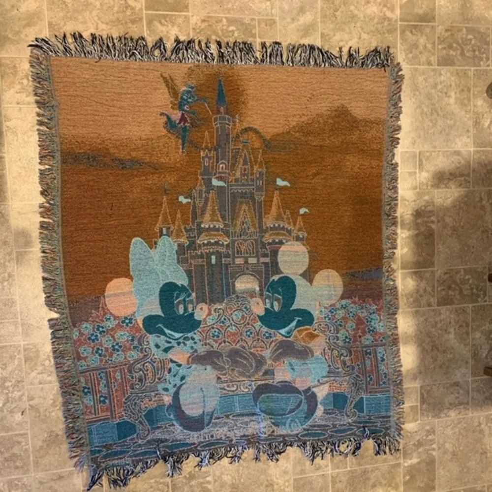 Walt Disney World Mickey Minnie &‎ Tinkerbell Castle Woven Throw Blanket 48x56
